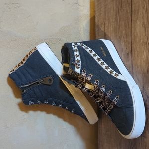 Vintage Property sneakers